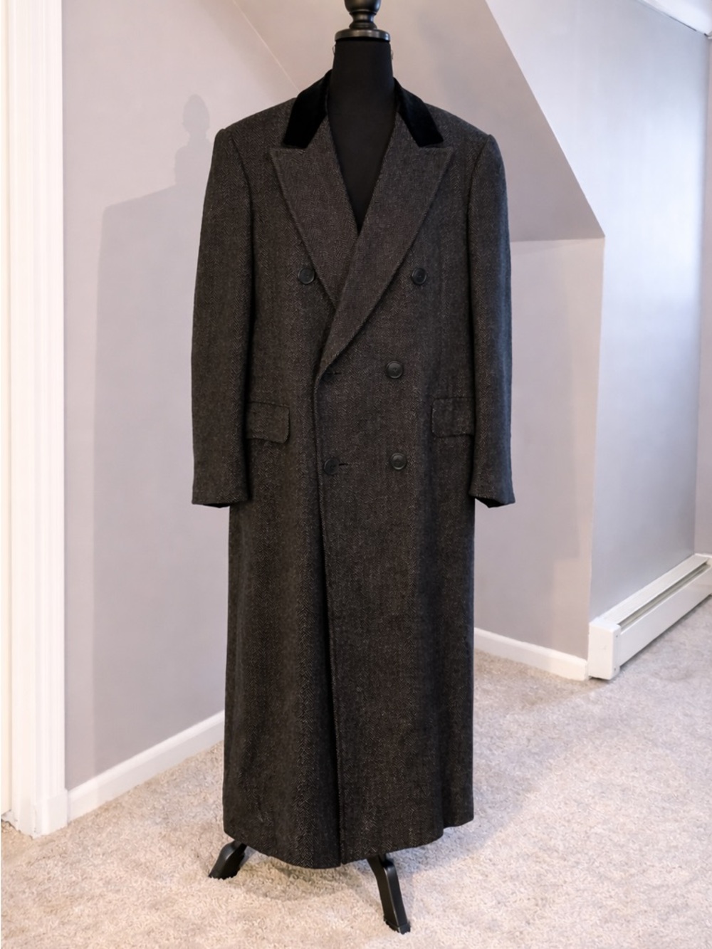 Vintage 100% Cashmere Berdorf Goodman Overcoat Hand Tailored Italy, Herringbone